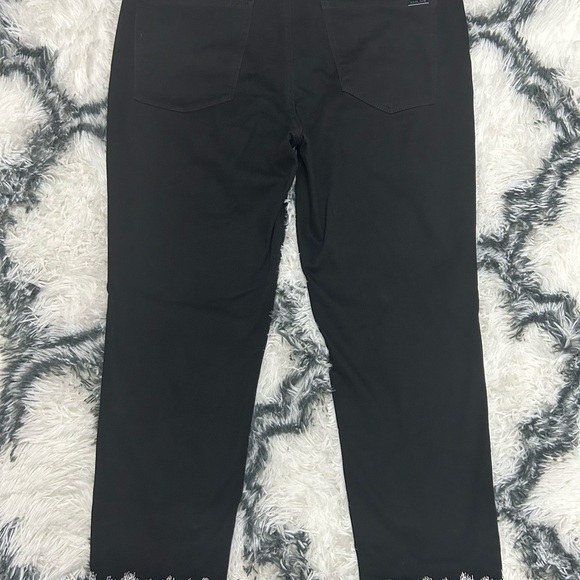 WHBM The Slim Crop Black Jeans White Cuffs - Picture 2 of 5